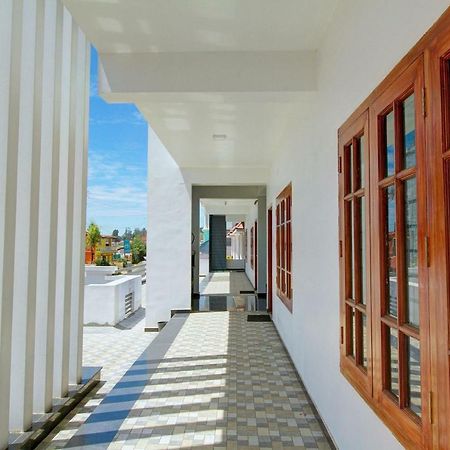 Pine Hill Suites Ooty Buitenkant foto