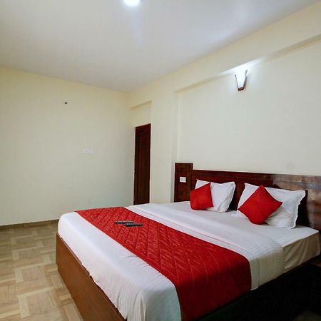 Pine Hill Suites Ooty Buitenkant foto