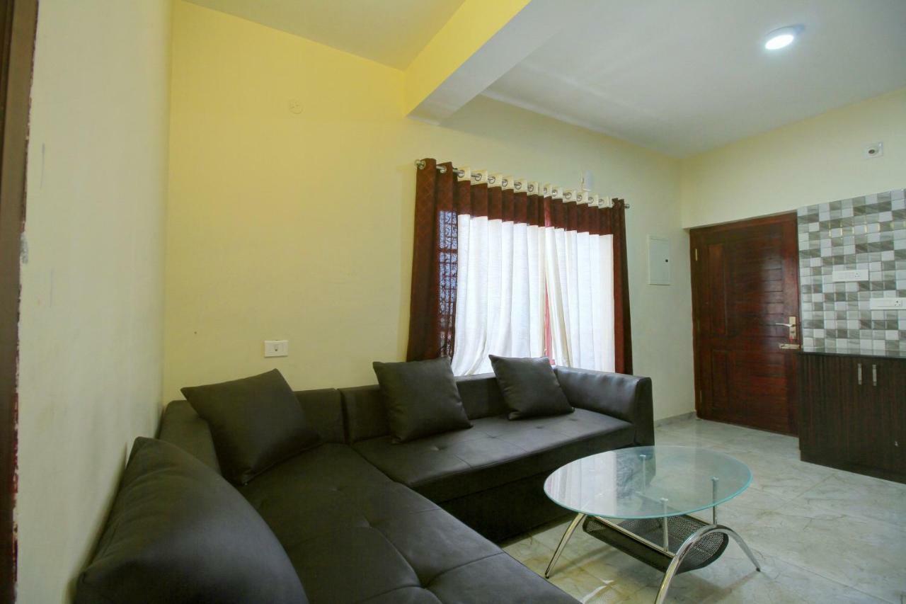 Pine Hill Suites Ooty Buitenkant foto